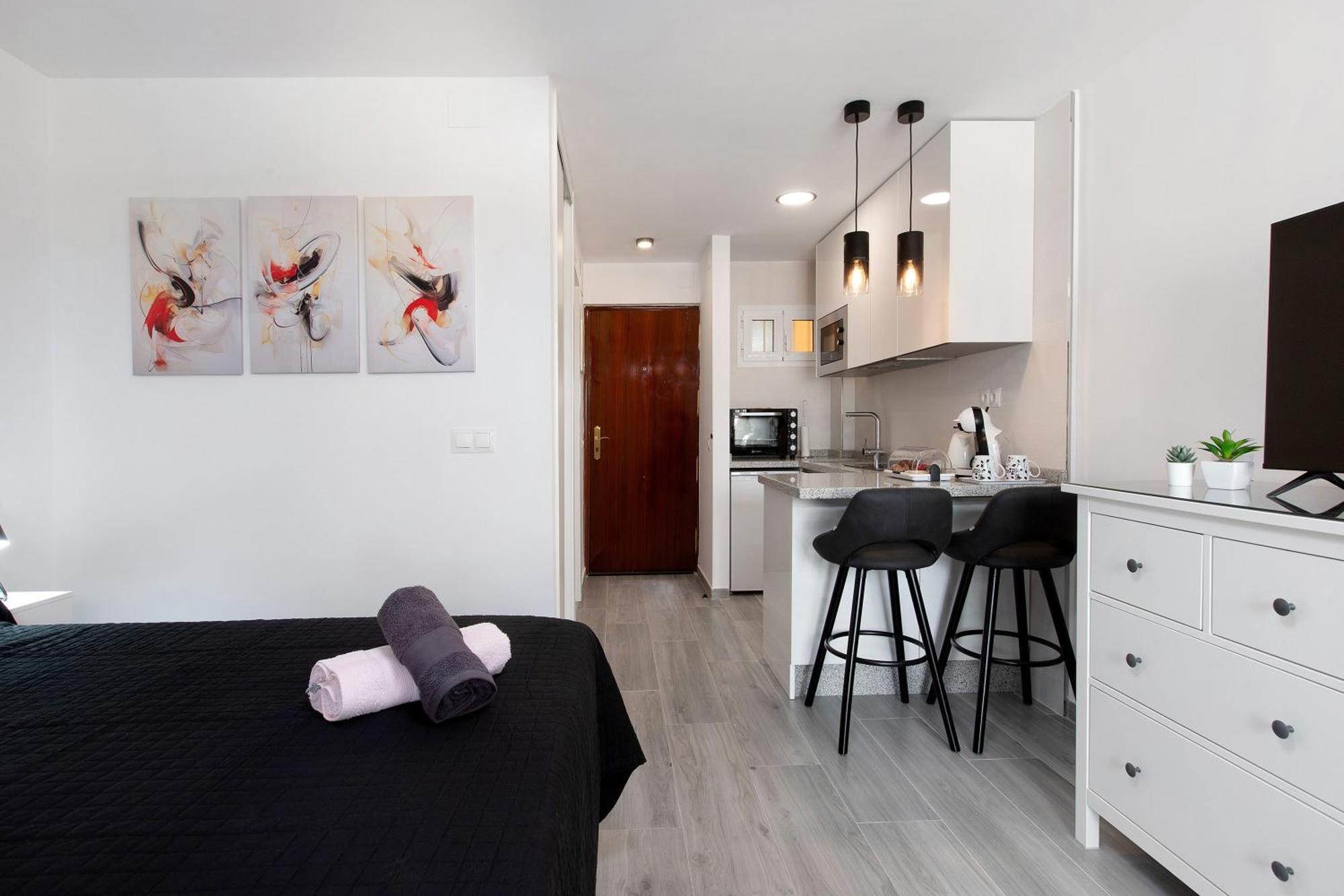 Apartamento Agata 2024 Benalmadena Bagian luar foto