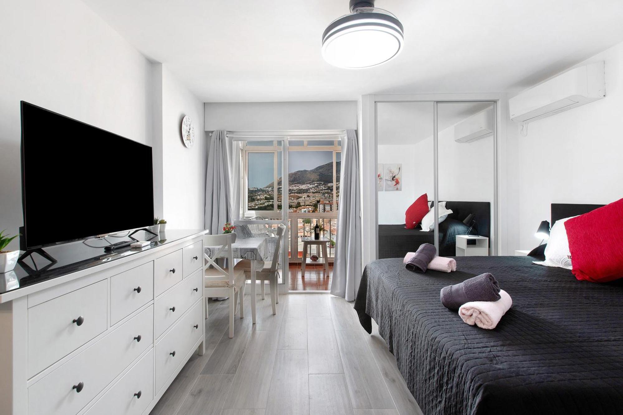 Apartamento Agata 2024 Benalmadena Bagian luar foto