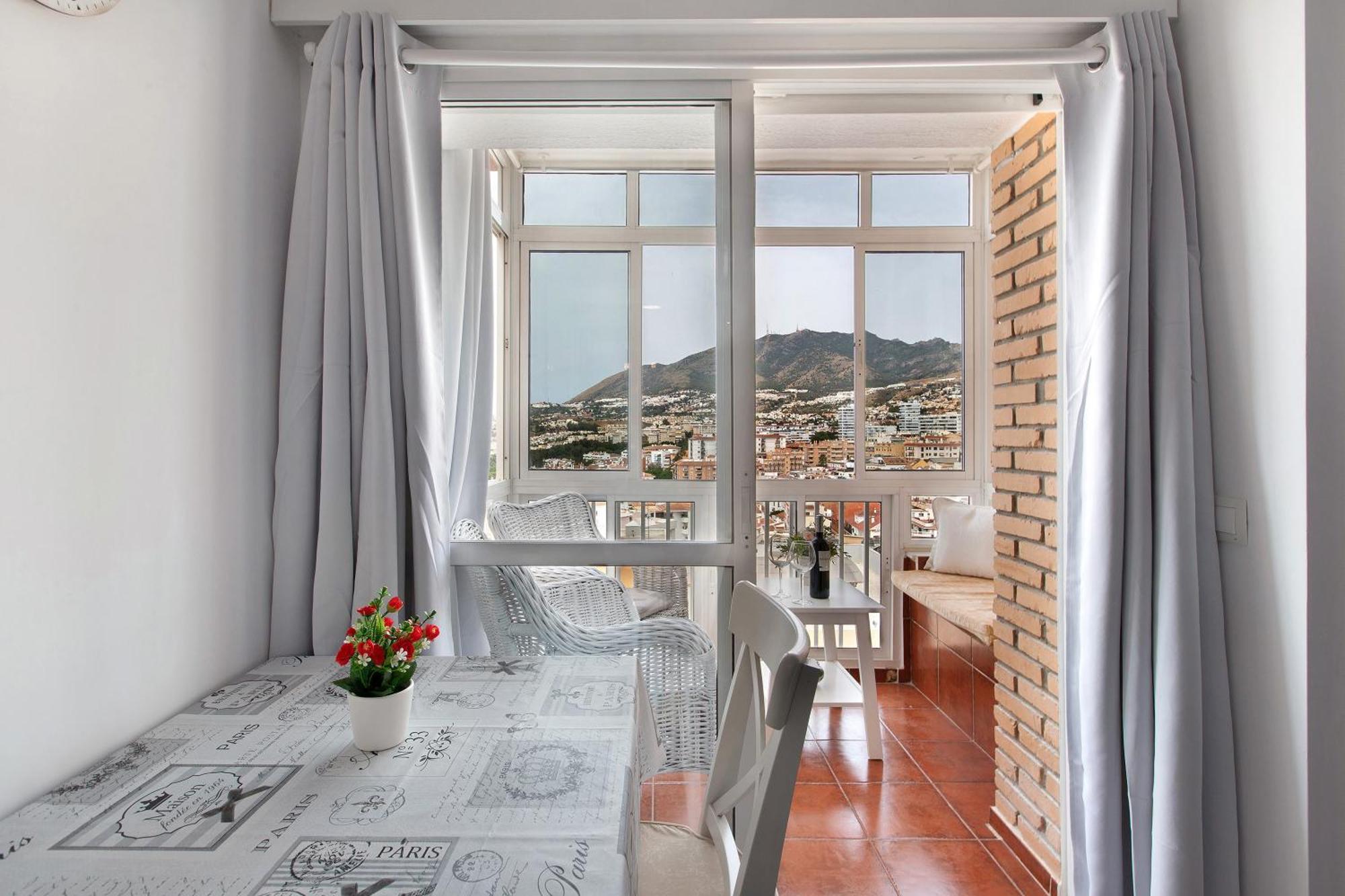 Apartamento Agata 2024 Benalmadena Bagian luar foto